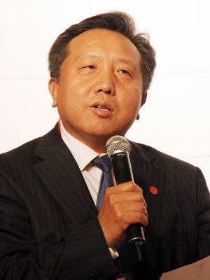 英伟达远期市盈率跌至八个月来最低点