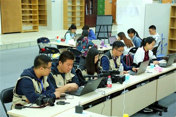 马斯克建议审查美联储25亿翻修费